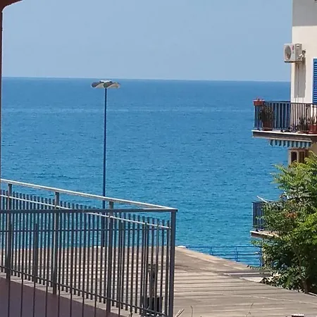 Bed and breakfast A Due Passi Dal Mare Acquappesa