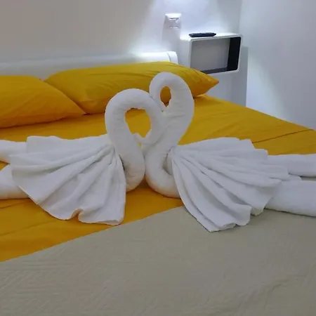 A Due Passi Dal Mare Bed and breakfast 3*
