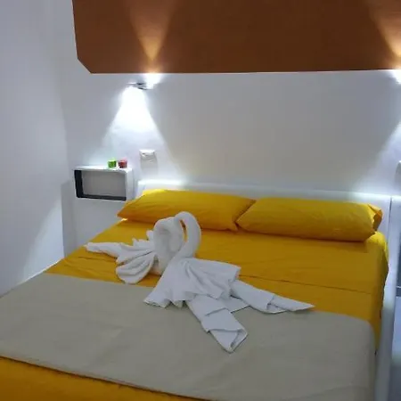 Bed and breakfast A Due Passi Dal Mare 3*