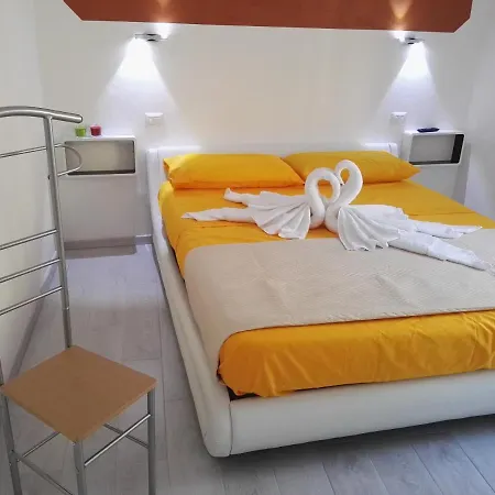 A Due Passi Dal Mare 3* 아쿠아페사