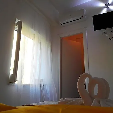 Bed and breakfast A Due Passi Dal Mare