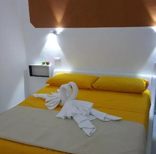 Bed & Breakfast A Due Passi Dal Mare 3*